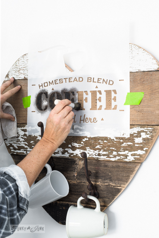 Homestead-Blend-Coffee-reclaimed-wood-heart-mug-holder-001.jpg