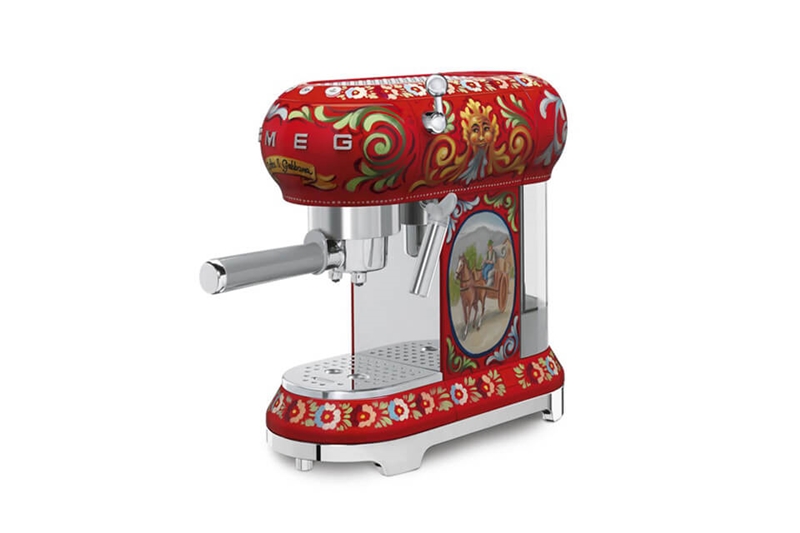 dolce-and-gabbana-kitchen-appliances-05.jpg