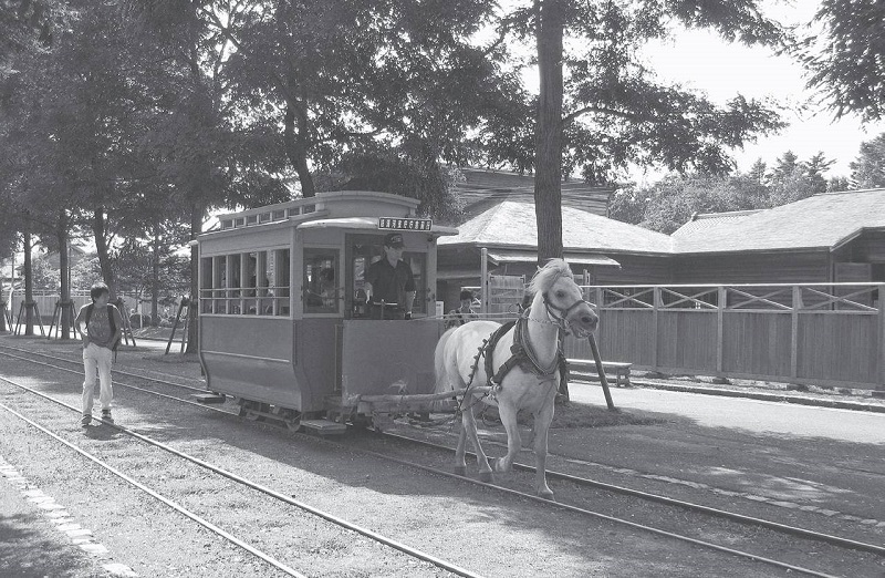 P48_行走北海道開拓之村的馬車鐵路.jpg