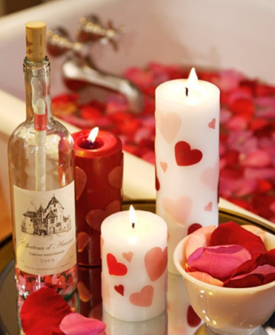 beautiful-and-romantic-candles-for-valentines-day-3-554x675.jpg