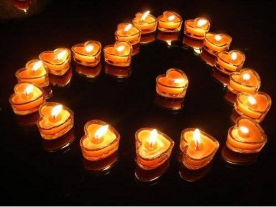 beautiful-and-romantic-candles-for-valentines-day-10-554x416.jpg